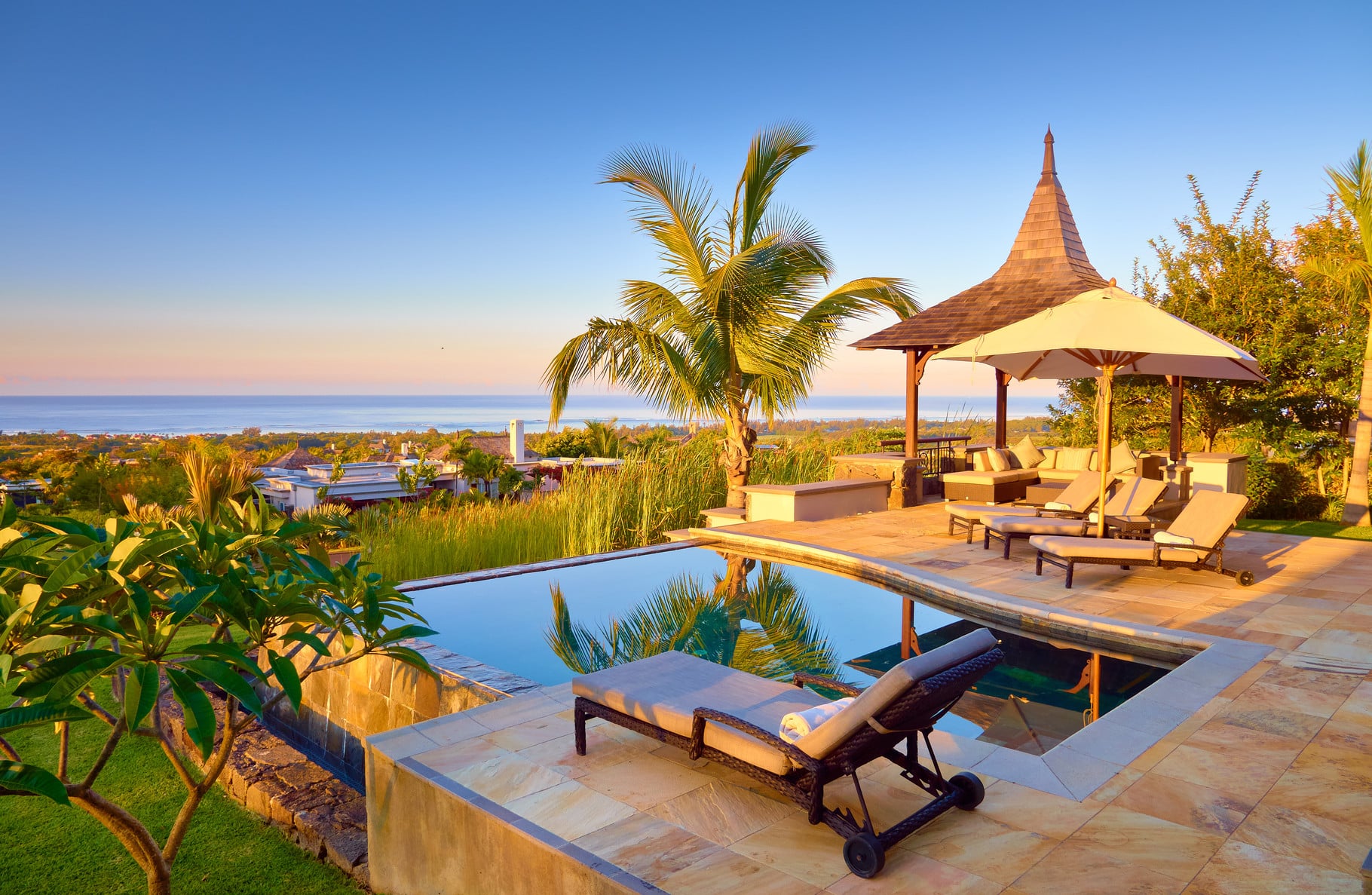 Long-term luxury rentals at Heritage Villas Valriche