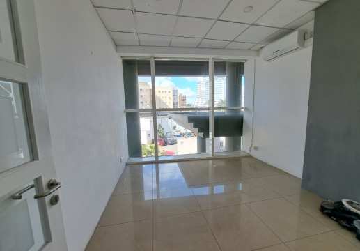 Fully fitted office for rent in the center of Ebene