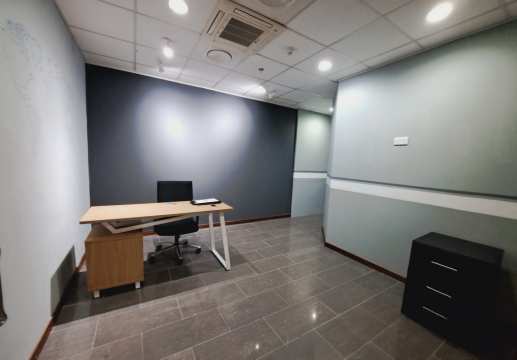 Fully furnished office for rent in Ebene
