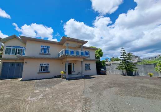 Trou aux Biches – Maison à vendre – Pam Golding Mauritius