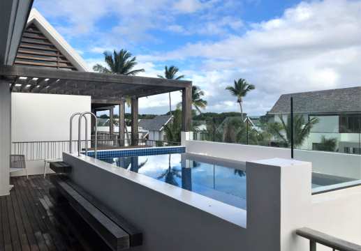 Mont Choisy Le Parc - Short Term Rental La Péninsule - 2 Bedroom rooftop apartment - TrFla