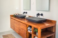 Gallery 01