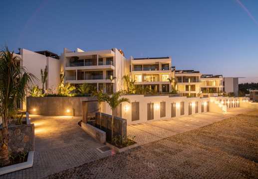 Pointe aux Canonniers – Apartment for rent – Pam Golding Mauritius
