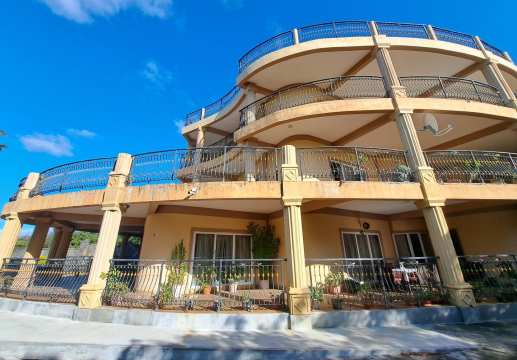Pointe aux Biches – Maison à vendre – Pam Golding Mauritius