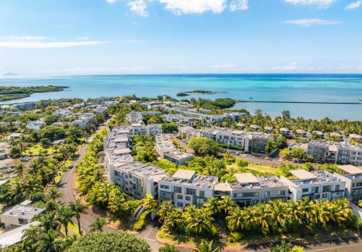 Somptueux Penthouse 4 Chambres à Azuri Ocean & Golf Village, Île Maurice – Vivre au bord de la mer avec élégance
