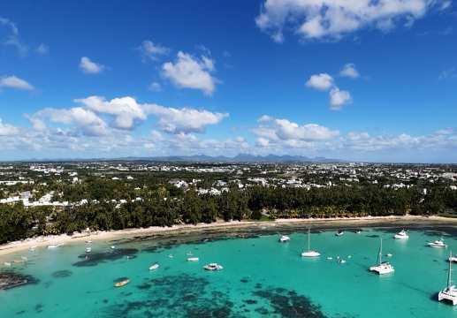 Charmant Appartement Insulaire à Vendre – Cape Bay Resort, Bain Boeuf