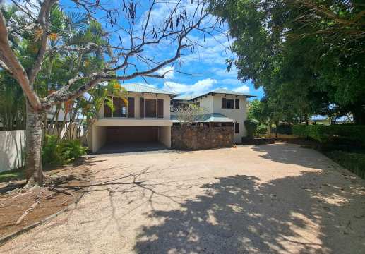 Piton - Maison à vendre – Pam Golding Mauritius
