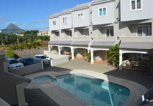 3 bedroom triplex for rental in Flic en Flac with walking distance to the beach and shops.
