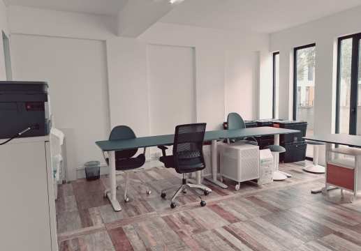 Furnished office for rent in Ebene