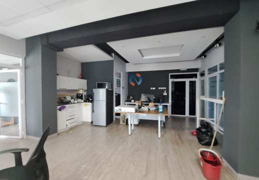Fully fitted office for rent in Port Louis