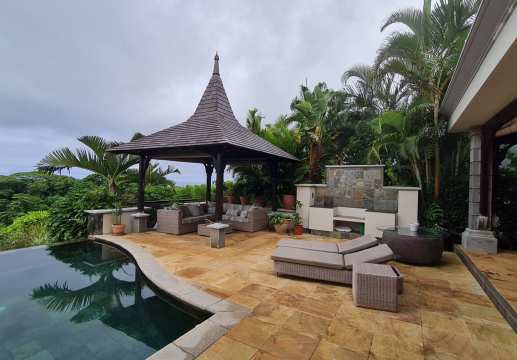 Villa parfaite avec vue sur la mer - La maison idéale
Découvrez l'ultime retraite côtière avec cette villa magnifiquement entretenue de 3 chambres avec salle de bain, parfaitement adaptée comme maison de vacances ou