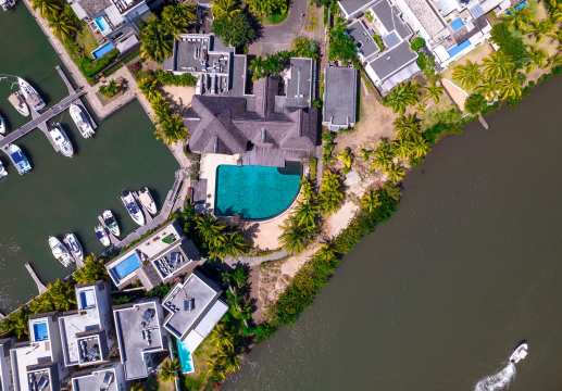 Luxury 5-Bedroom Villa with Private Rooftop Pool & Boat Mooring | West Island, Mauritius