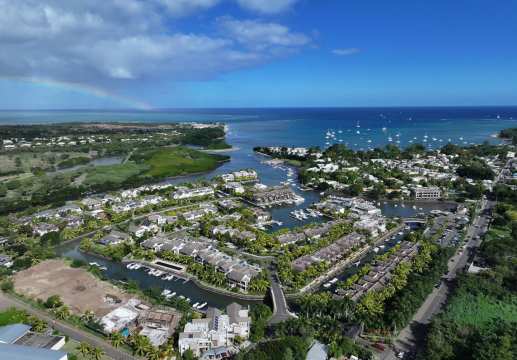 Waterfront 3-Bedroom Duplex with Private Mooring | La Balise Marina, Black River