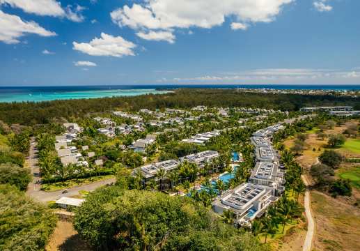 Mont Choisy Le Parc Golf & Beach Estate