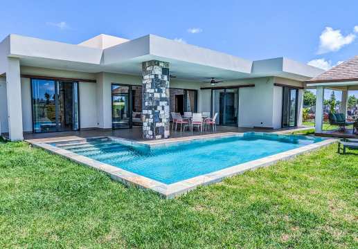 Prestigious Listing: Exquisite Villa on Azuri Golf Course, Mauritius
