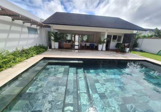 Élégance et Sérénité : Villa de 3 Chambres à Clos du Littoral, Grand Baie