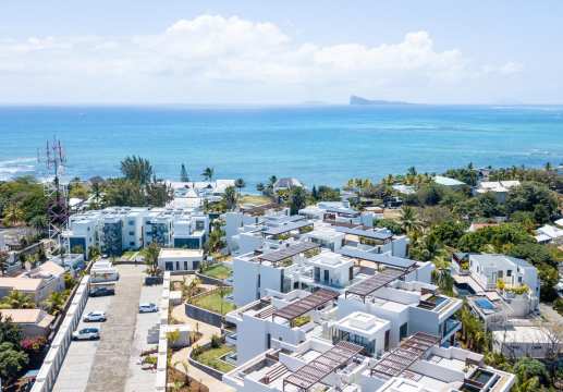 Appartement Élégant de 3 Chambres en Rez-de-Chaussée à Vendre à Pointe aux Canonniers - Complexe Le Savoy