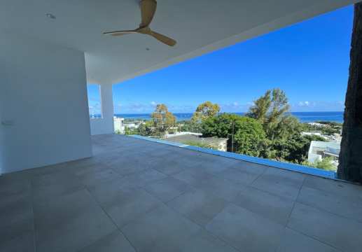 2 bedroom exclusive apartment with panoramic sea views