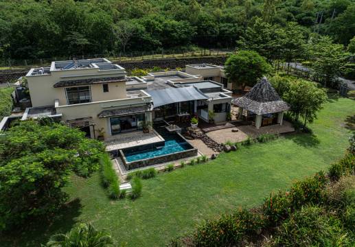 Luxury 5-Bedroom Villa in Matala Lifestyle Estate, Tamarin – A Unique Opportunity in Mauritius