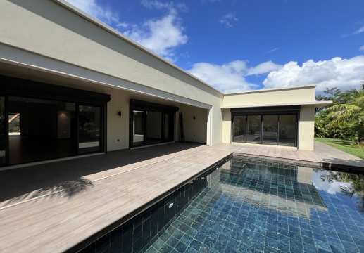 Newly completed, immaculate 4 bedroom villa in Matala Lifestyle Estate, Black River, Mauritius